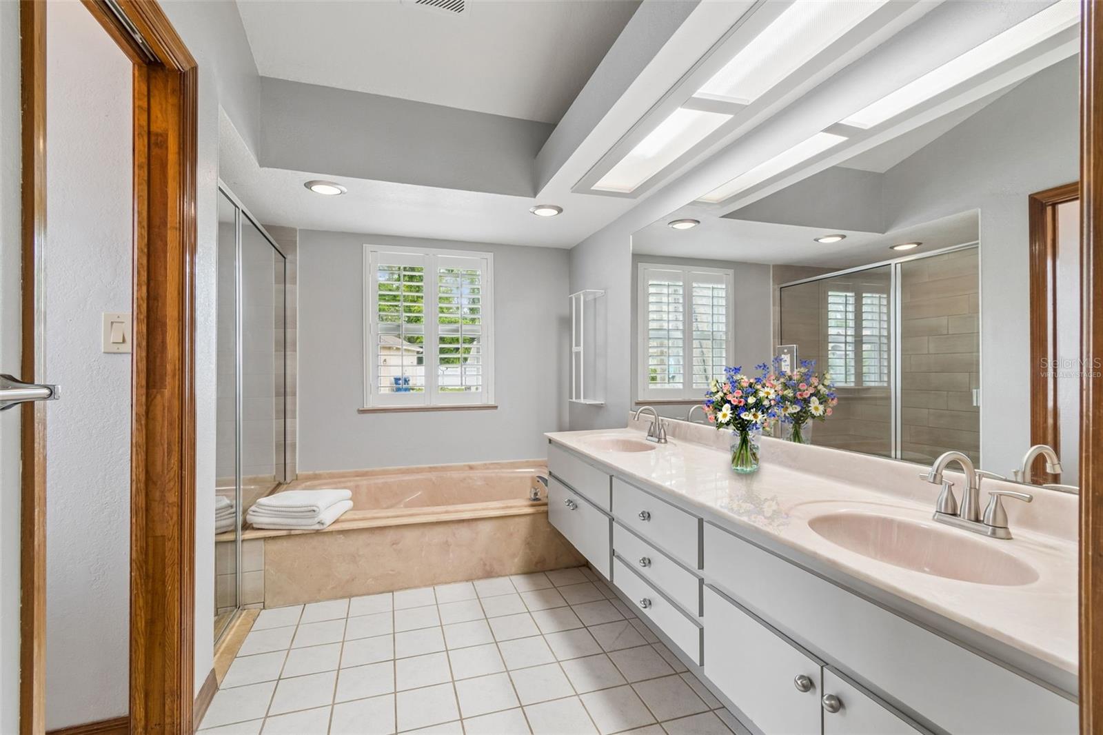 HUNTERS RIDGE - Residential