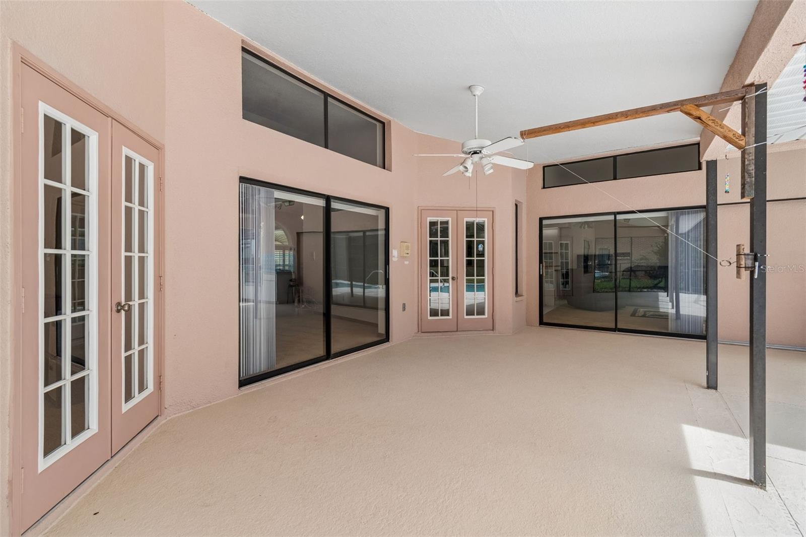 HUNTERS RIDGE - Residential