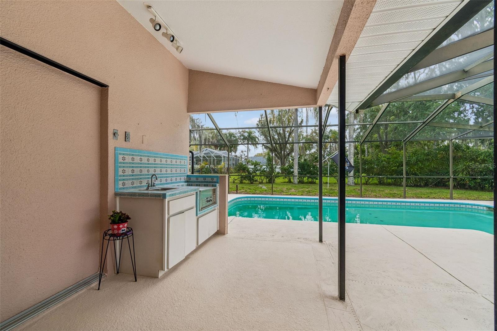 HUNTERS RIDGE - Residential