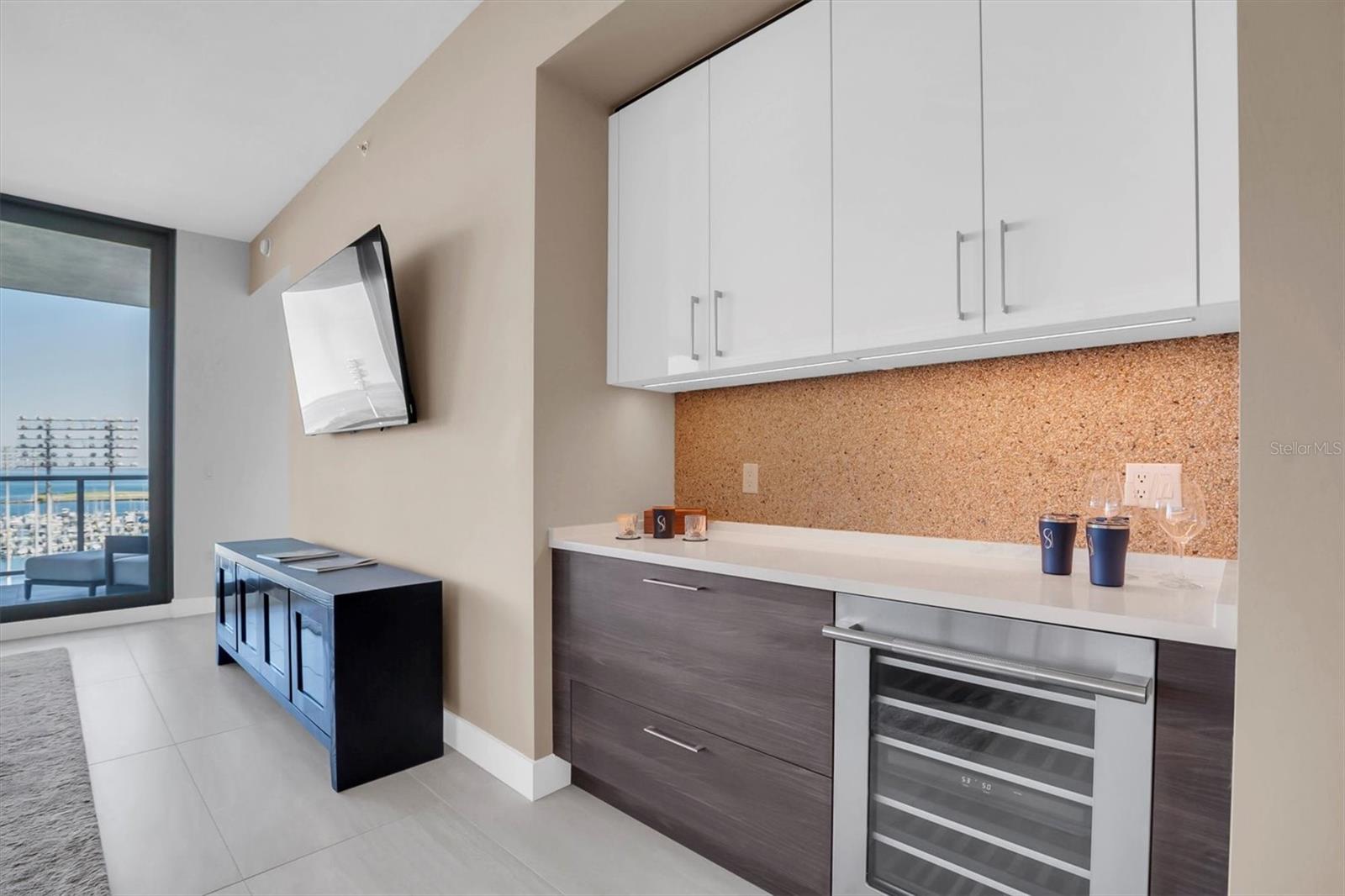 SALTAIRE CONDO - Residential