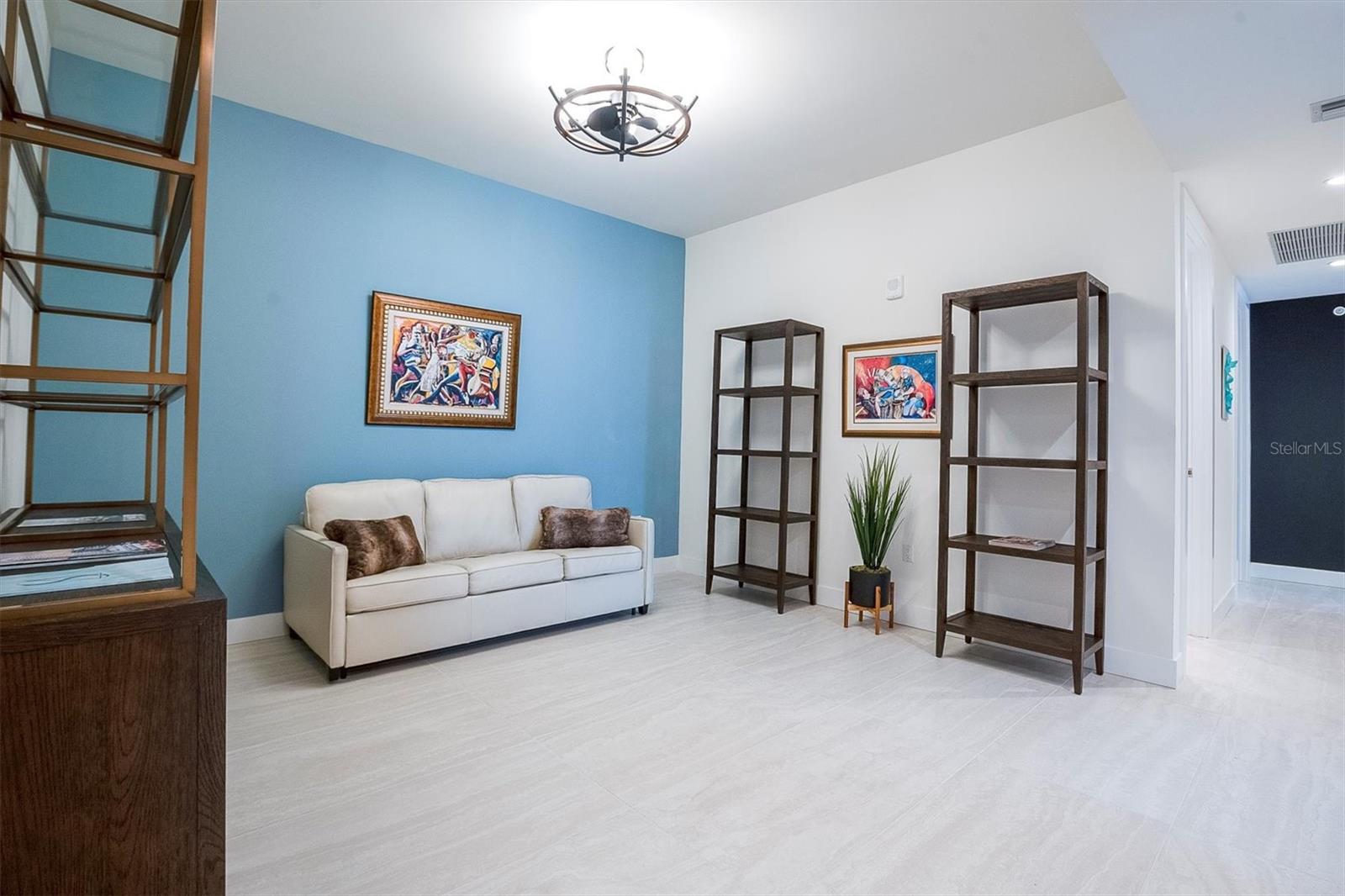SALTAIRE CONDO - Residential
