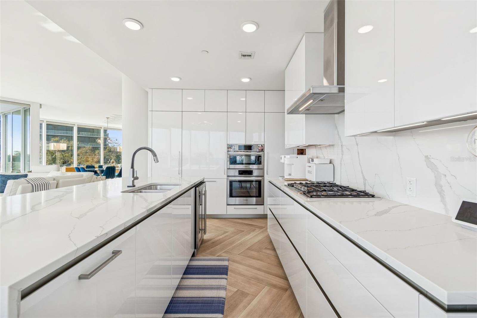 THE AQUATICA CONDOMINIUM - Residential