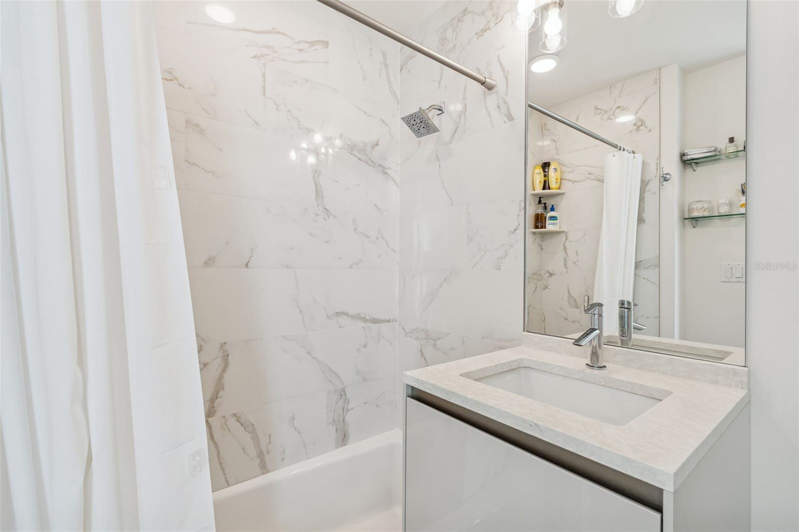 THE AQUATICA CONDOMINIUM - Residential