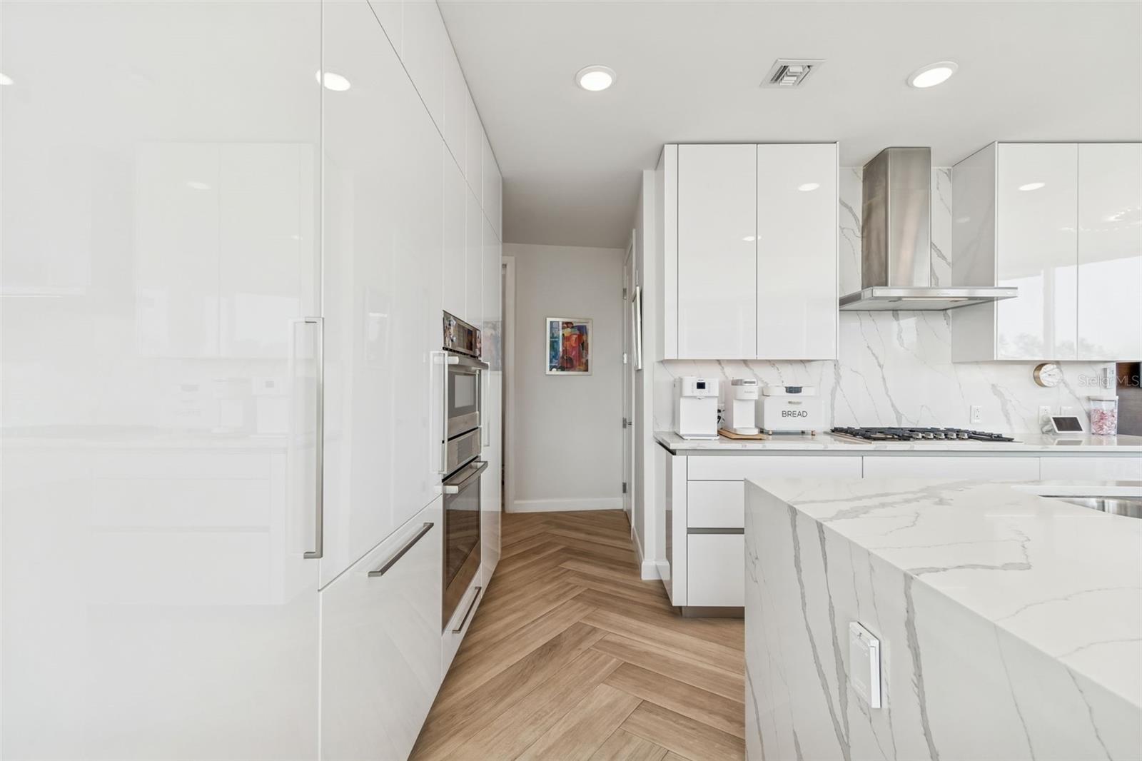 THE AQUATICA CONDOMINIUM - Residential