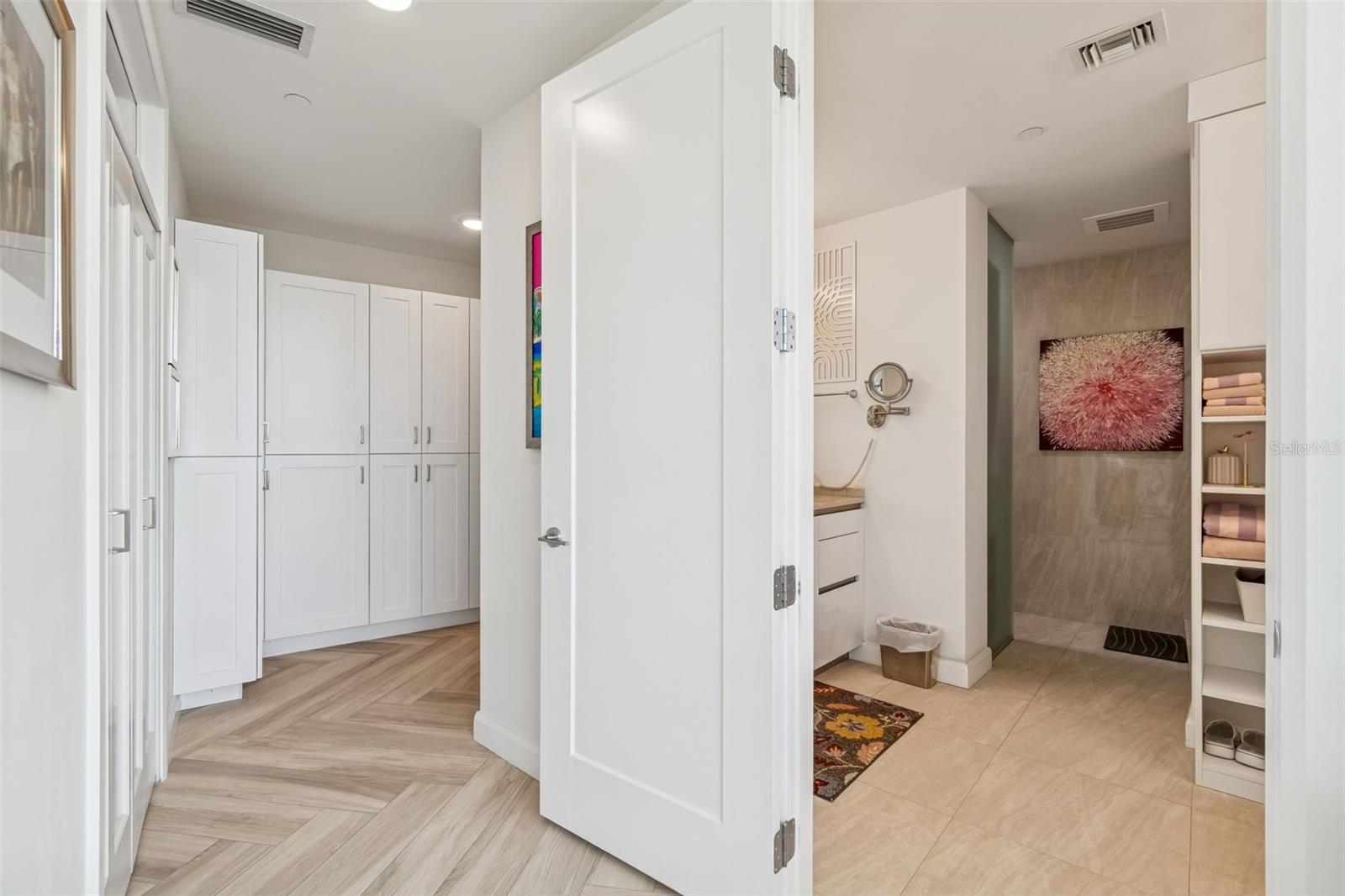 THE AQUATICA CONDOMINIUM - Residential