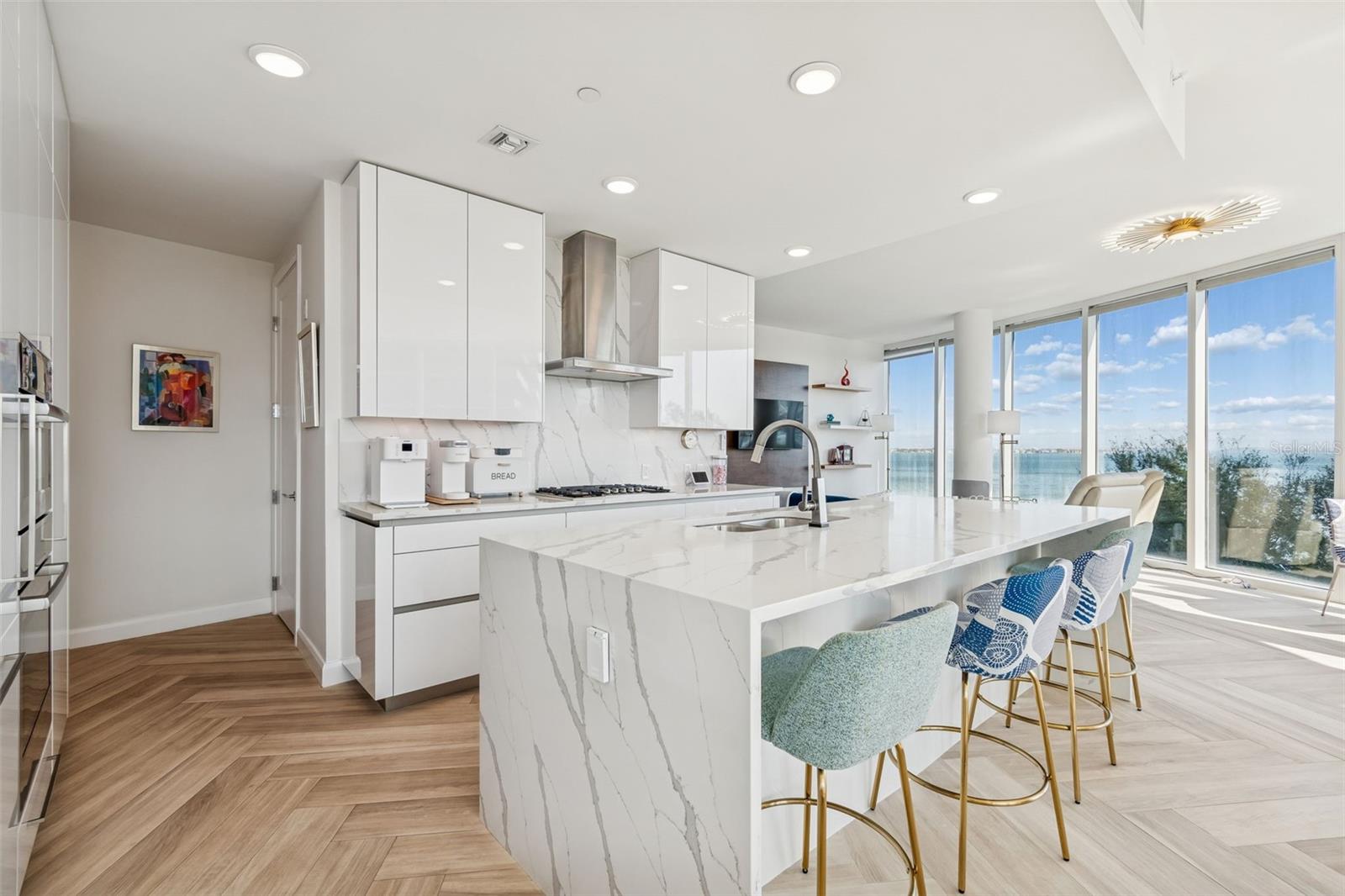 THE AQUATICA CONDOMINIUM - Residential