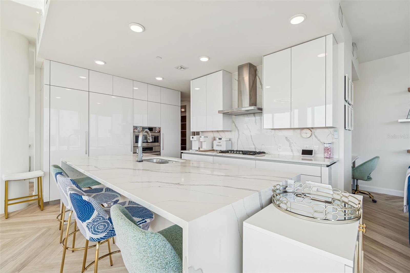 THE AQUATICA CONDOMINIUM - Residential