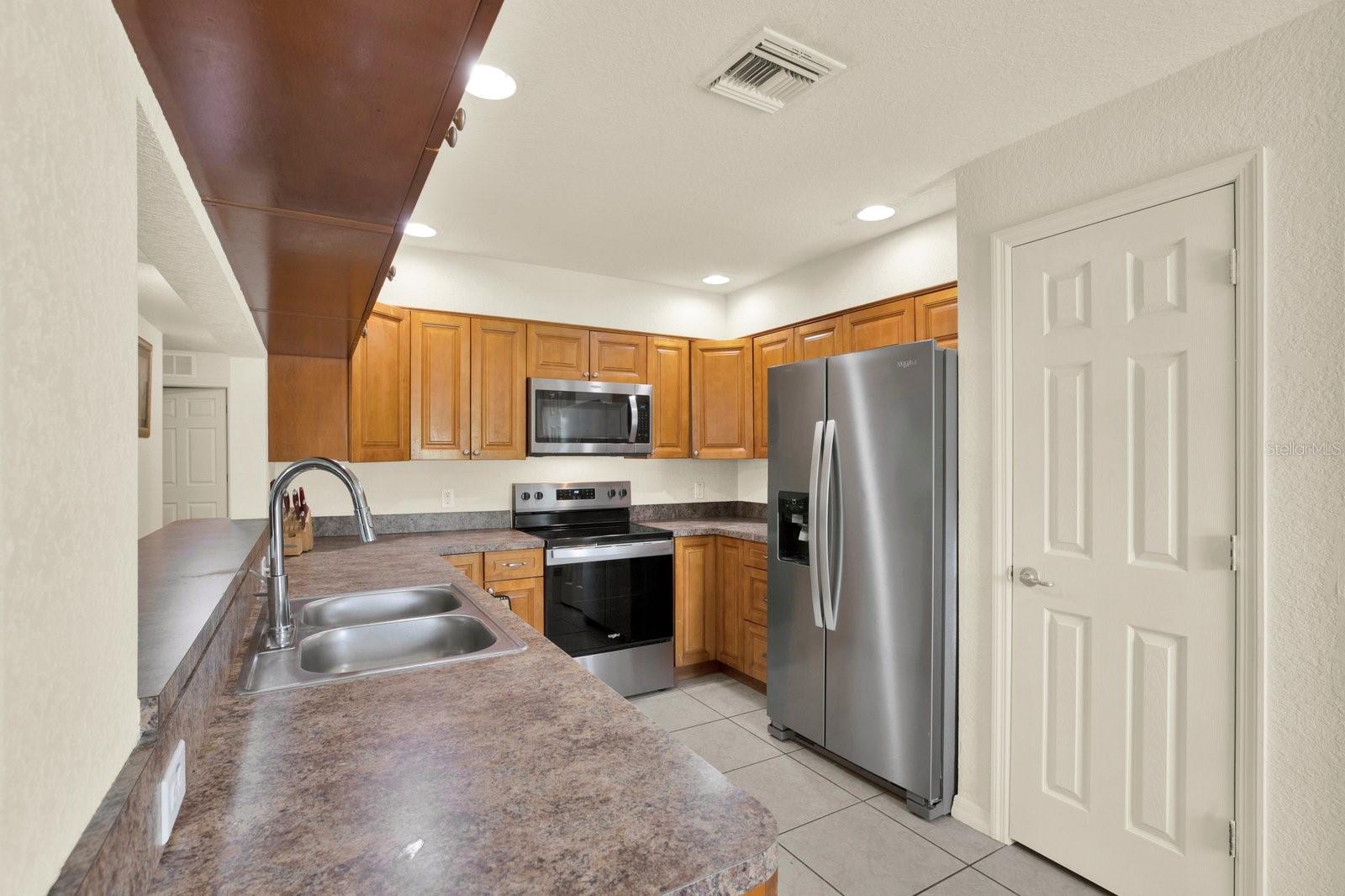 HIGHVIEW SUB TR A REP - Residential