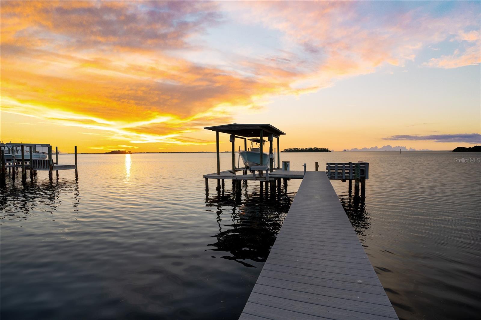 OZONA SHORES - Residential