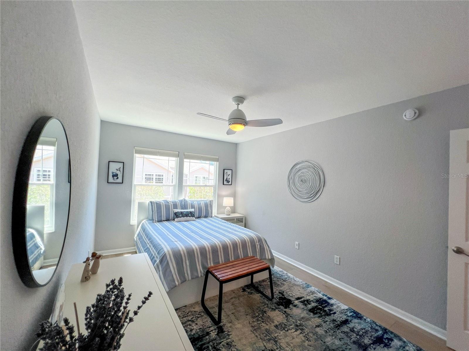 HUNTINGTON TWNHMS THE - Residential