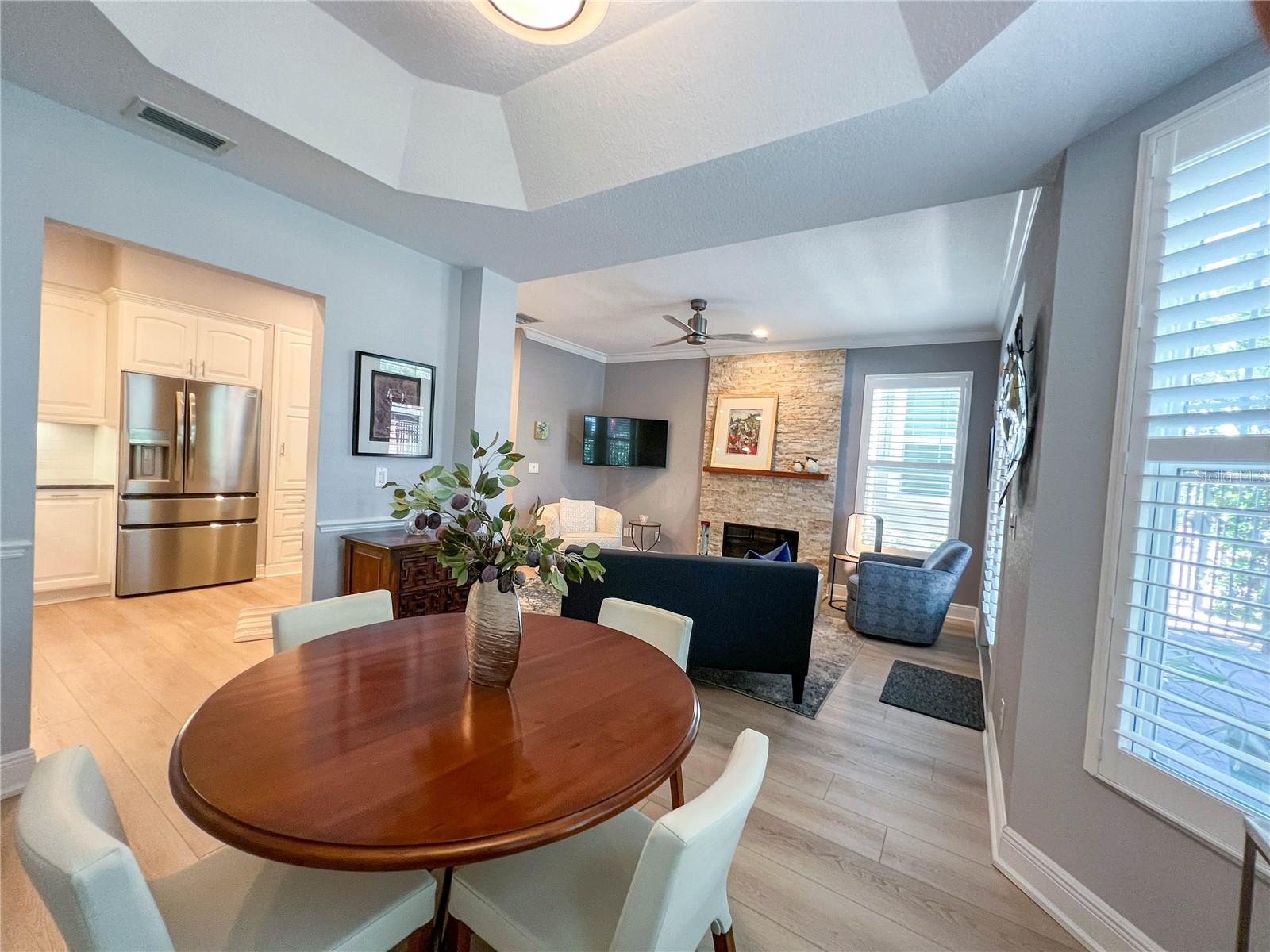 HUNTINGTON TWNHMS THE - Residential