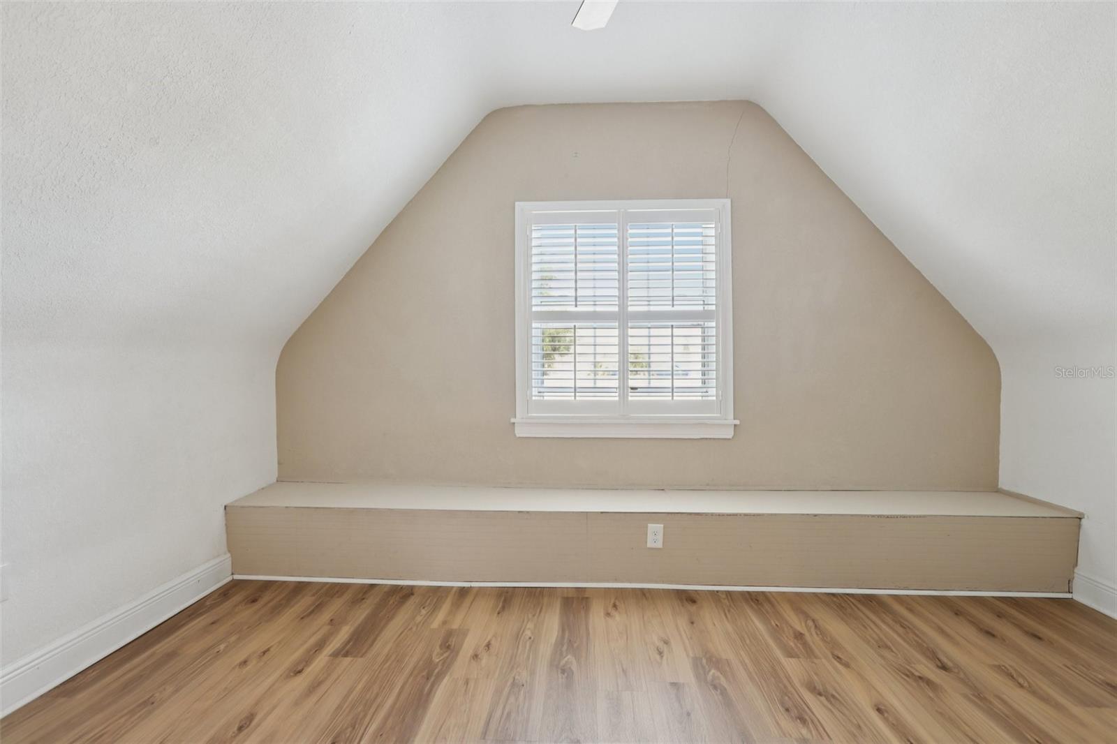 CURNS W J SUB - Residential