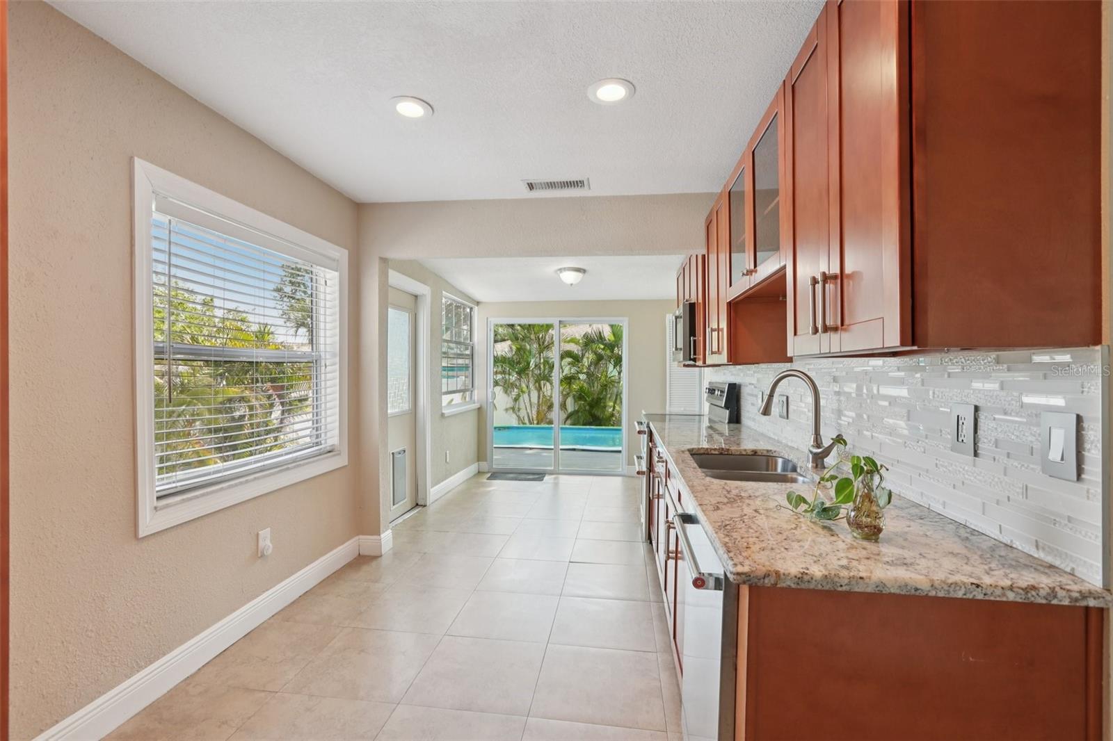 CURNS W J SUB - Residential