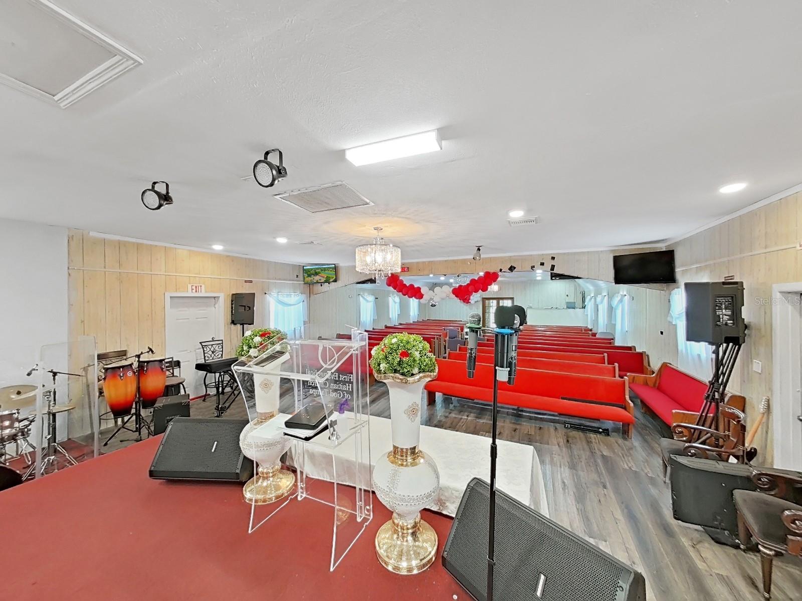 ALTAMIRA HEIGHTS - Commercial Sale