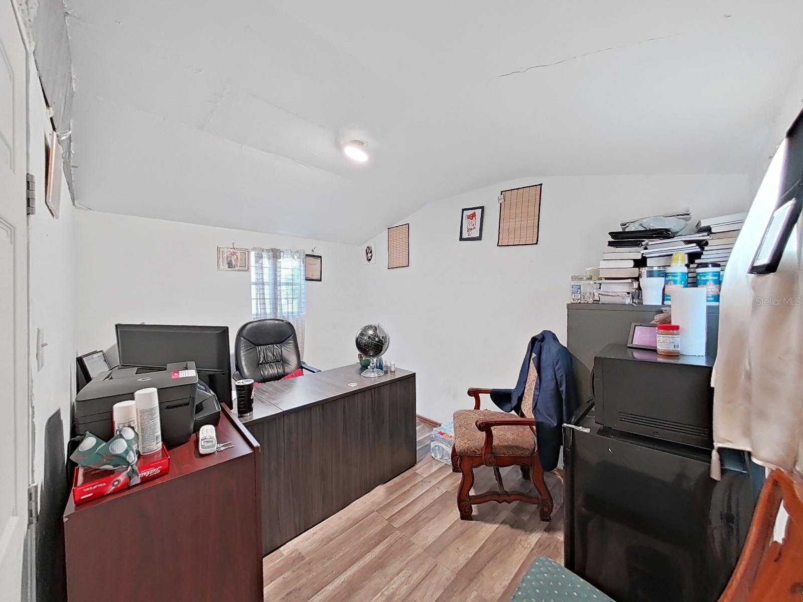 ALTAMIRA HEIGHTS - Commercial Sale