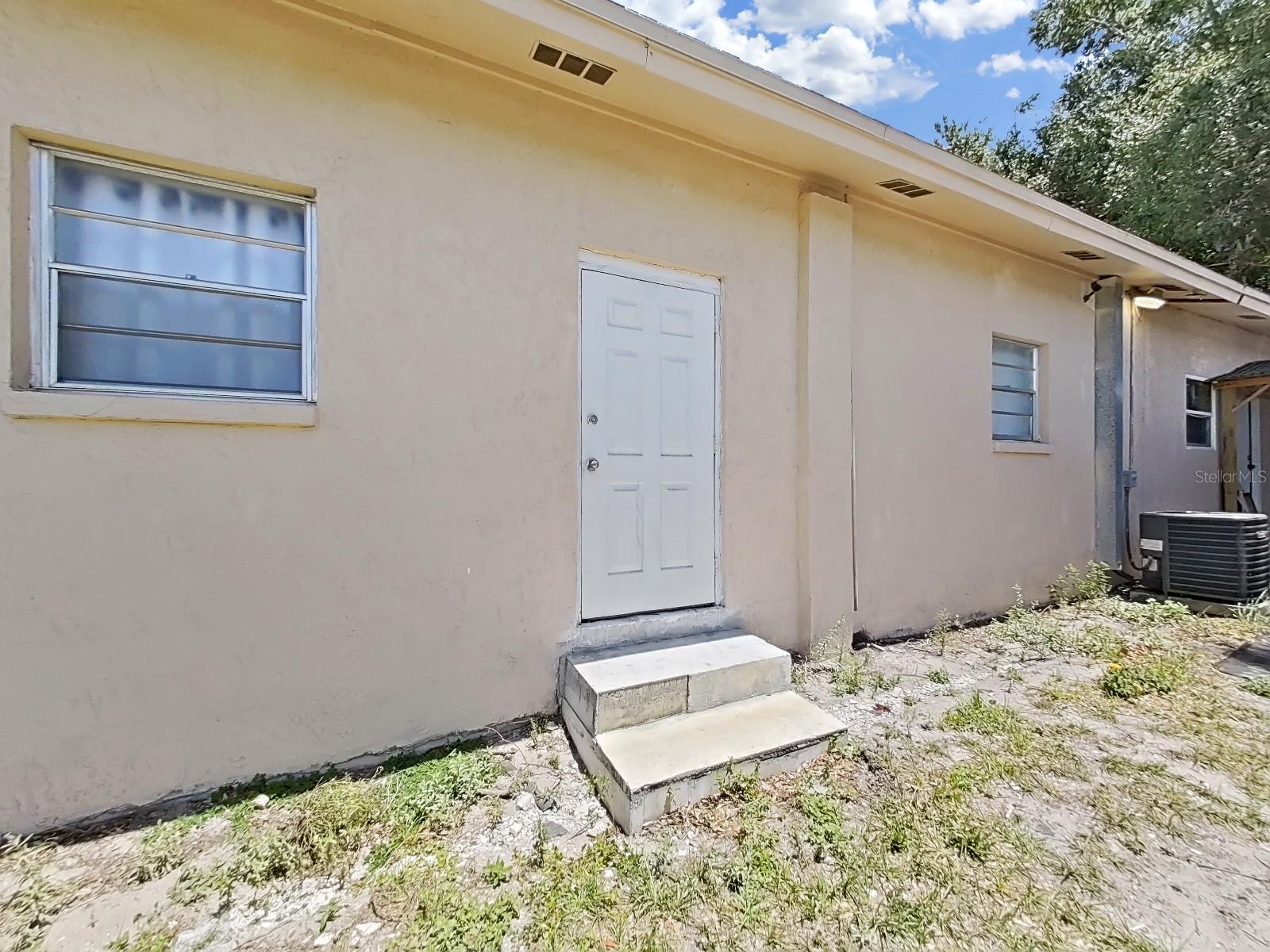 ALTAMIRA HEIGHTS - Commercial Sale