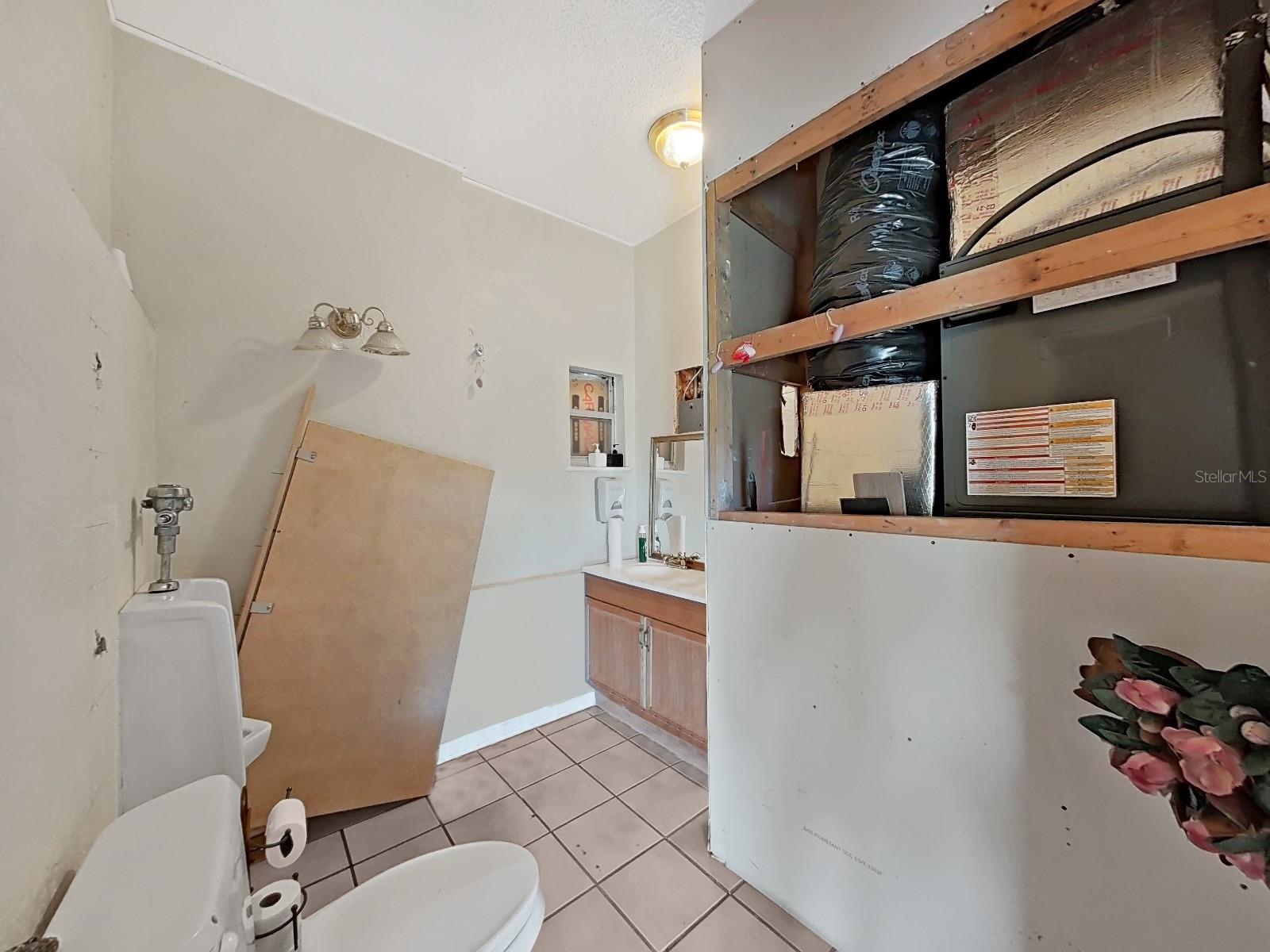 ALTAMIRA HEIGHTS - Commercial Sale