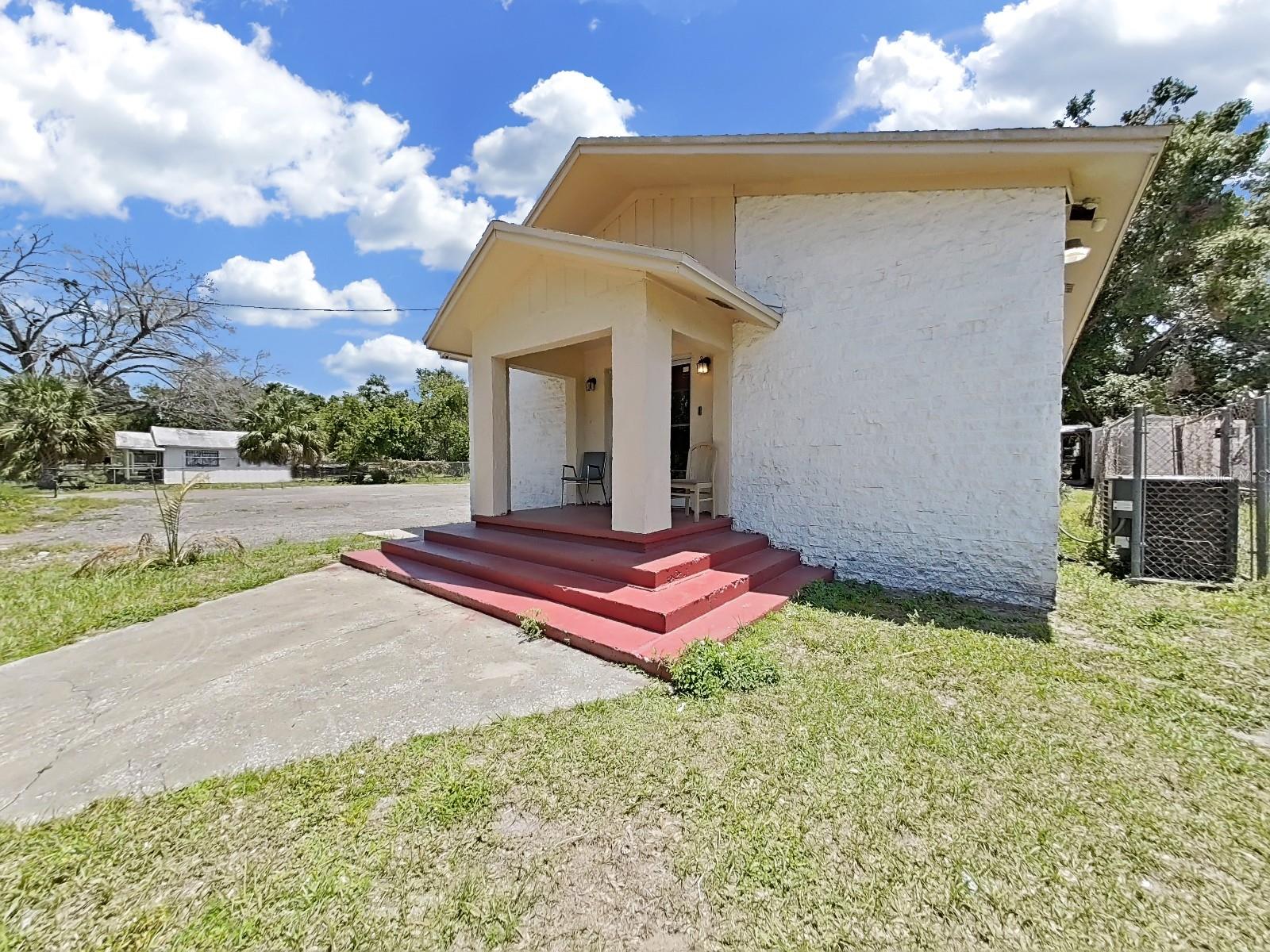 ALTAMIRA HEIGHTS - Commercial Sale