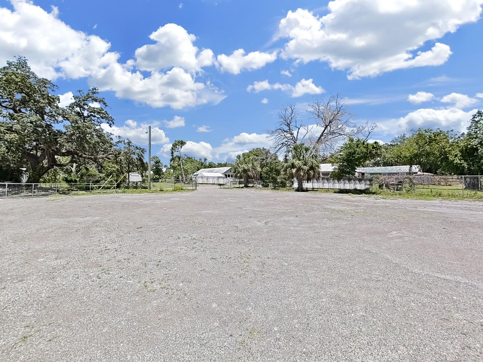ALTAMIRA HEIGHTS - Commercial Sale