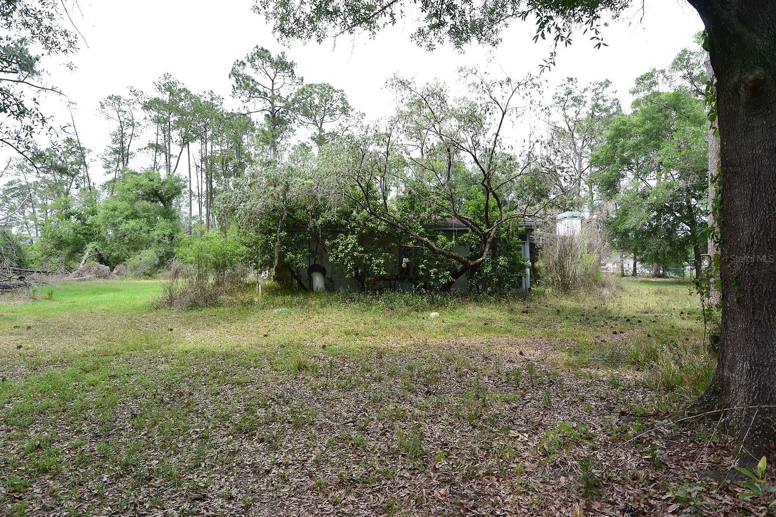 QUAIL HOLLOW ESTATES UNREC SUB - Residential