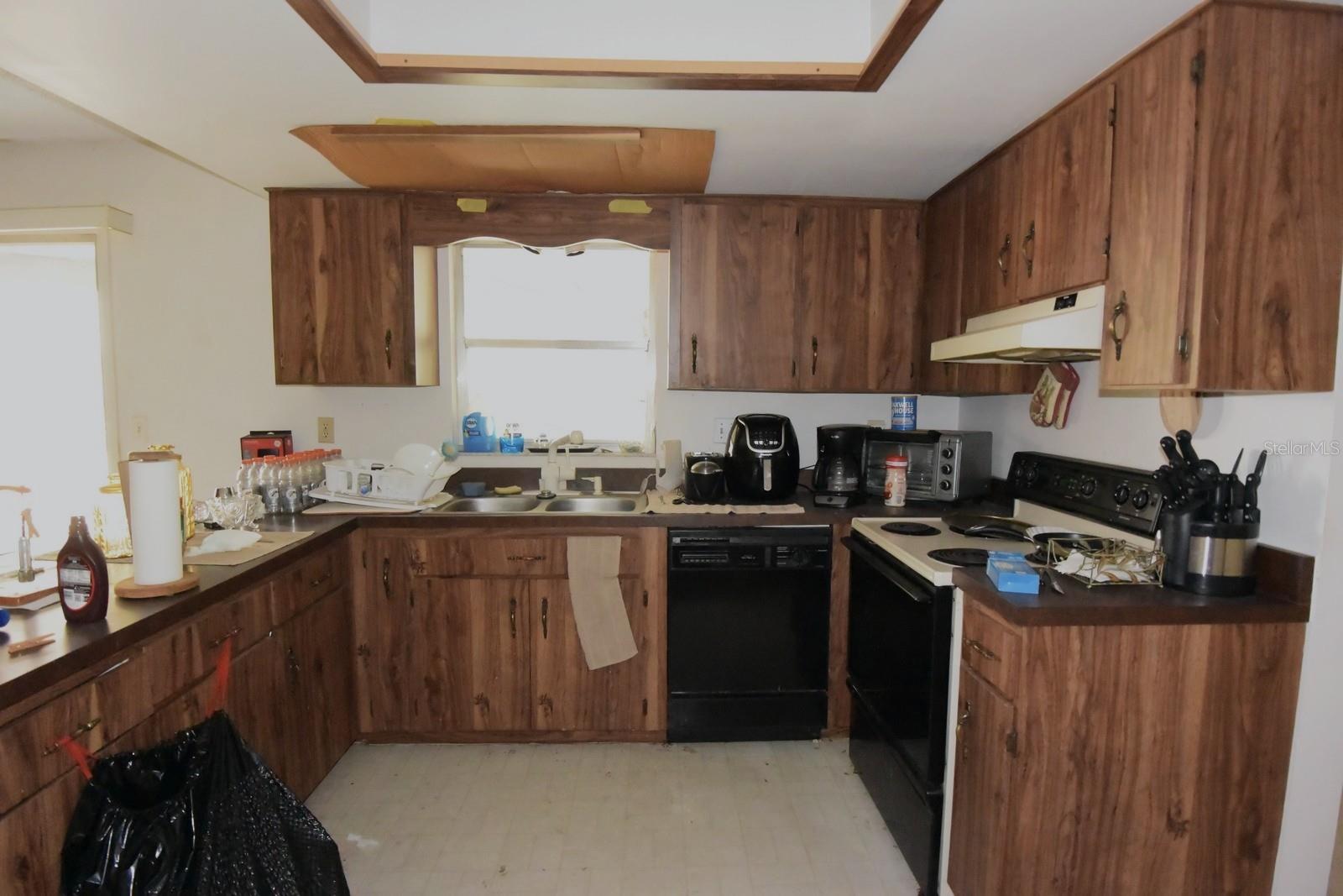 QUAIL HOLLOW ESTATES UNREC SUB - Residential