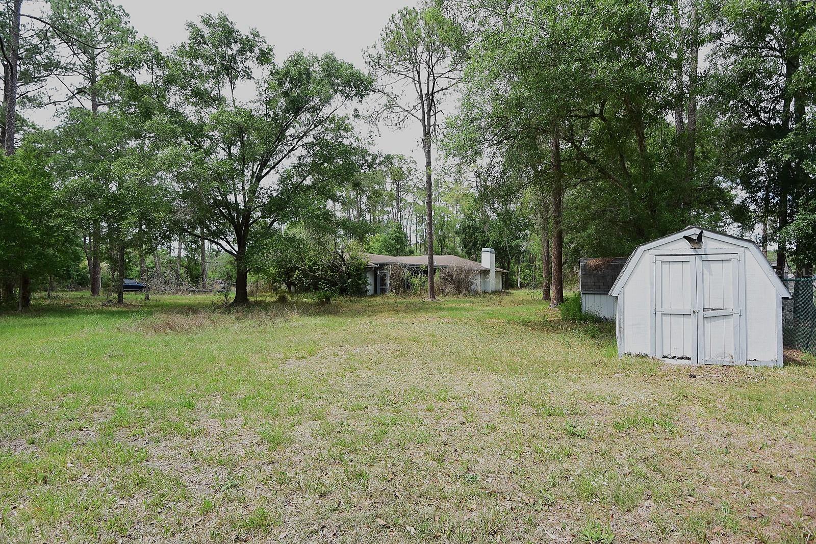 QUAIL HOLLOW ESTATES UNREC SUB - Residential