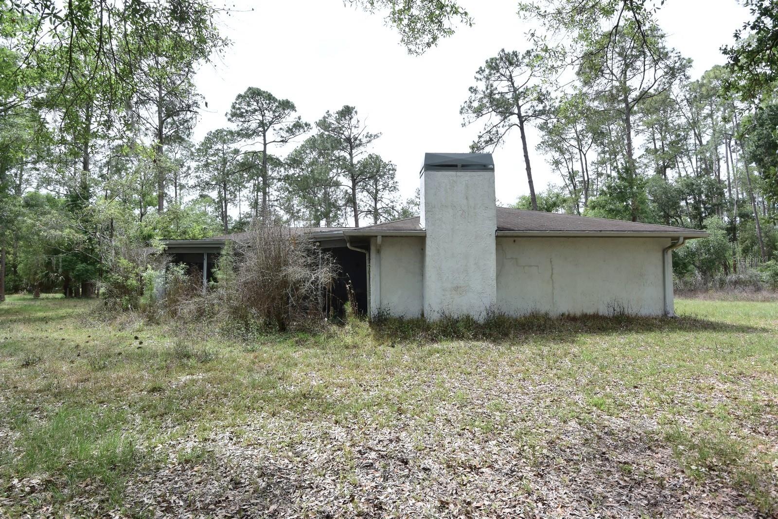 QUAIL HOLLOW ESTATES UNREC SUB - Residential