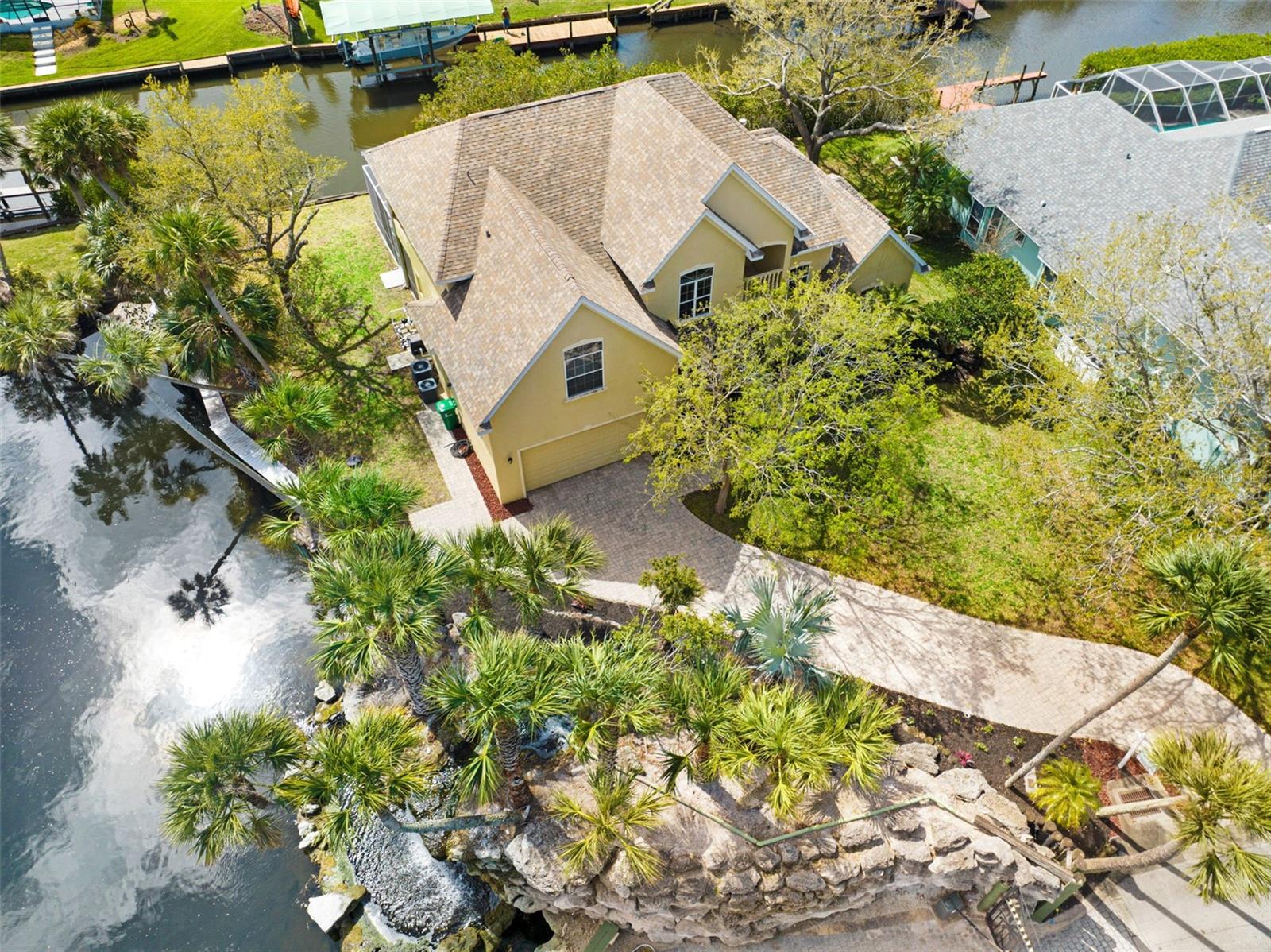 465 RIVER MOORINGS DRIVE