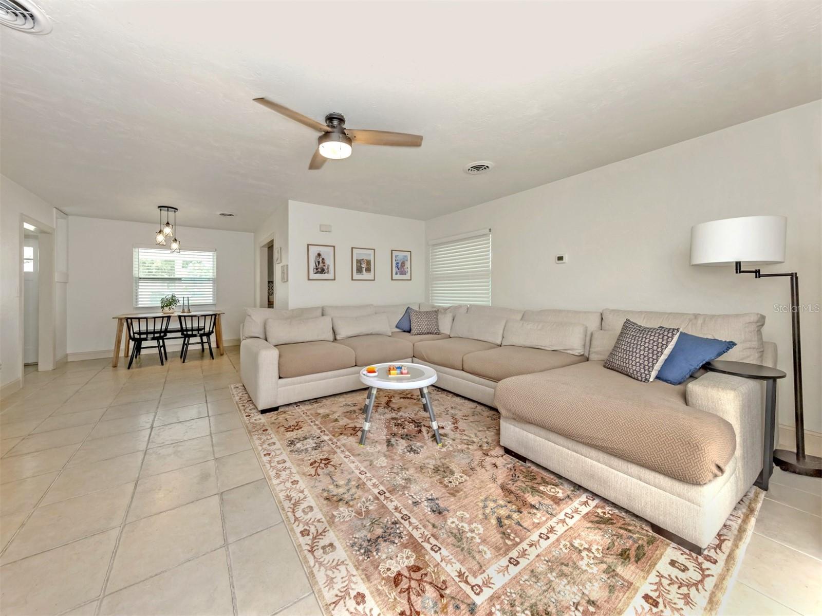 NORTH EDGEWOOD SEC OF VENICE - Residential