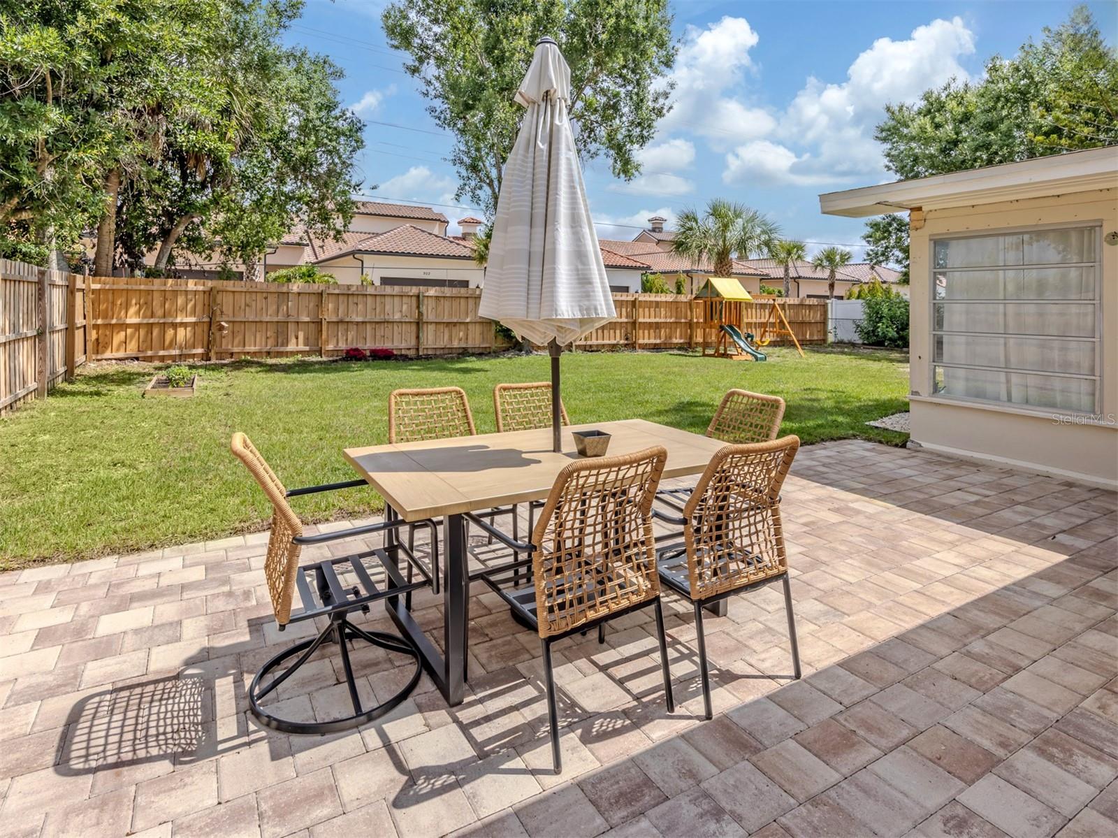 NORTH EDGEWOOD SEC OF VENICE - Residential