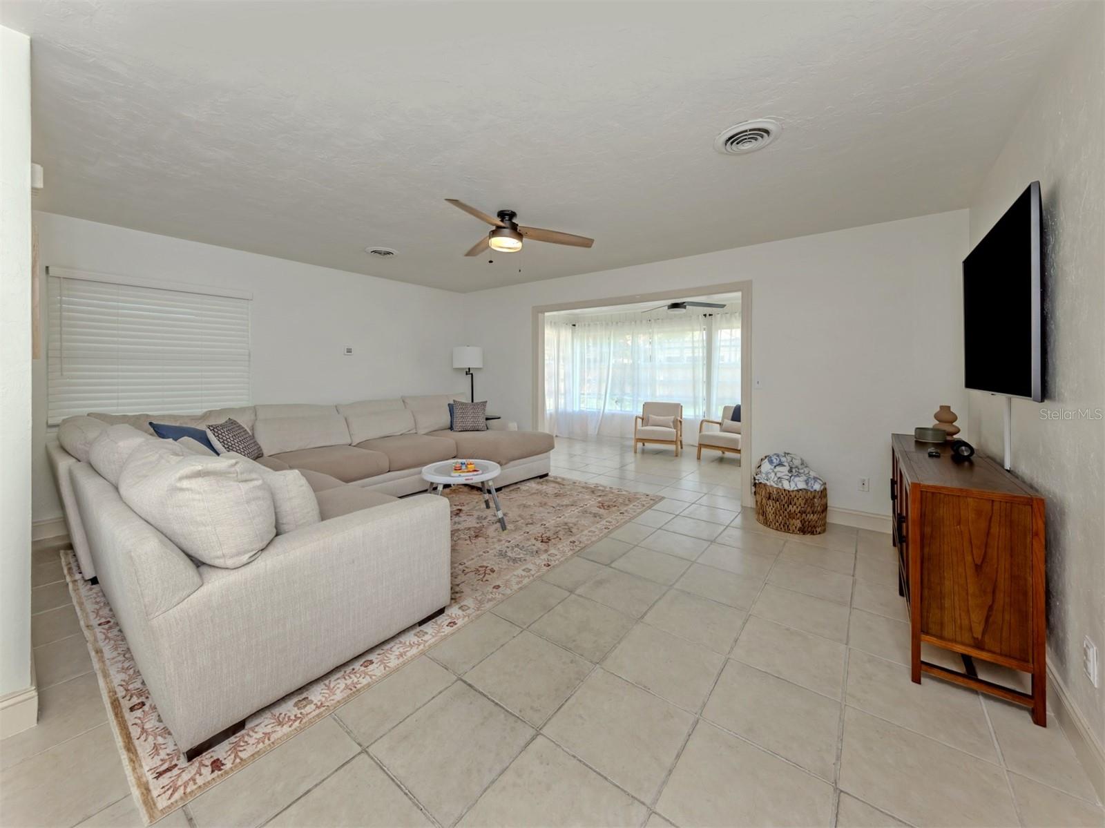 NORTH EDGEWOOD SEC OF VENICE - Residential