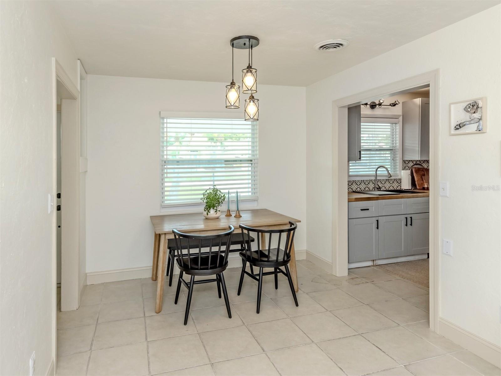 NORTH EDGEWOOD SEC OF VENICE - Residential