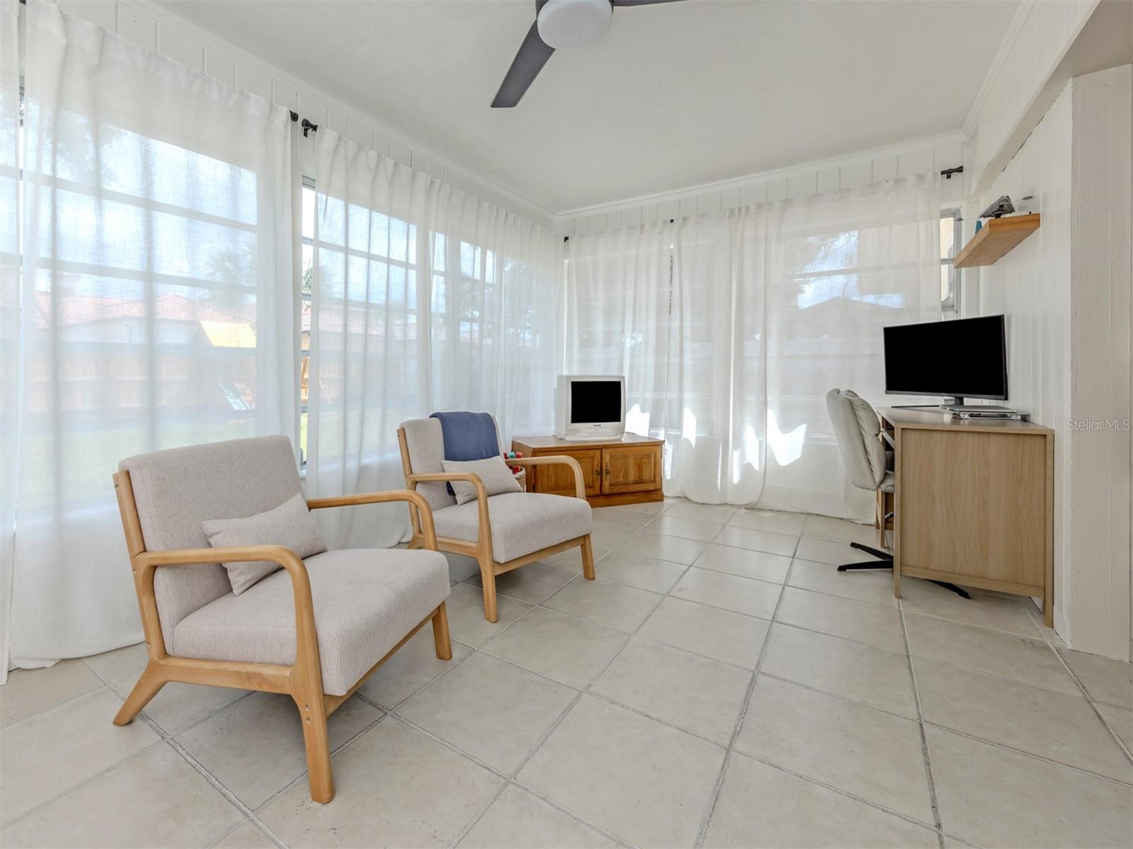 NORTH EDGEWOOD SEC OF VENICE - Residential