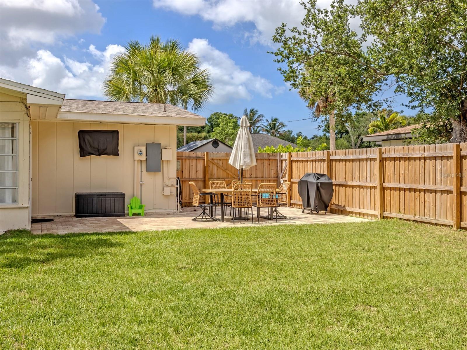 NORTH EDGEWOOD SEC OF VENICE - Residential