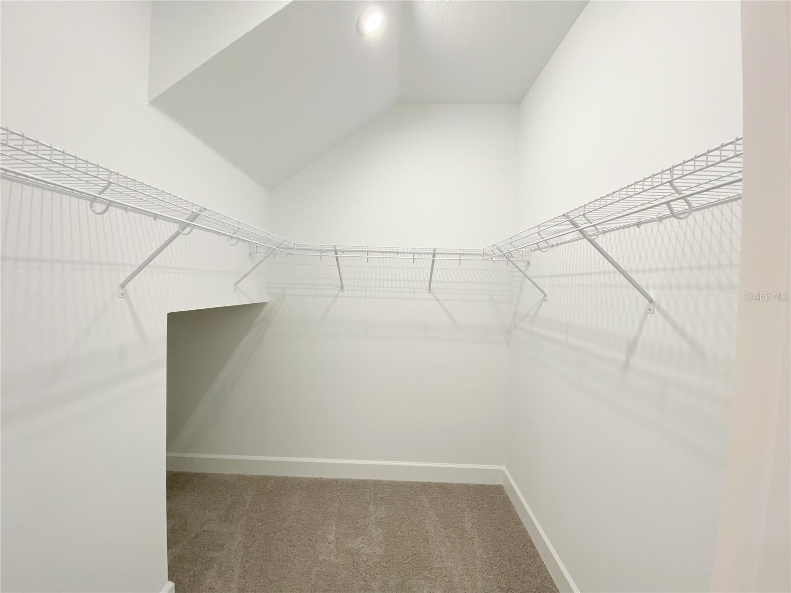 LANDINGS AT HAWKS CREST - Residential Lease