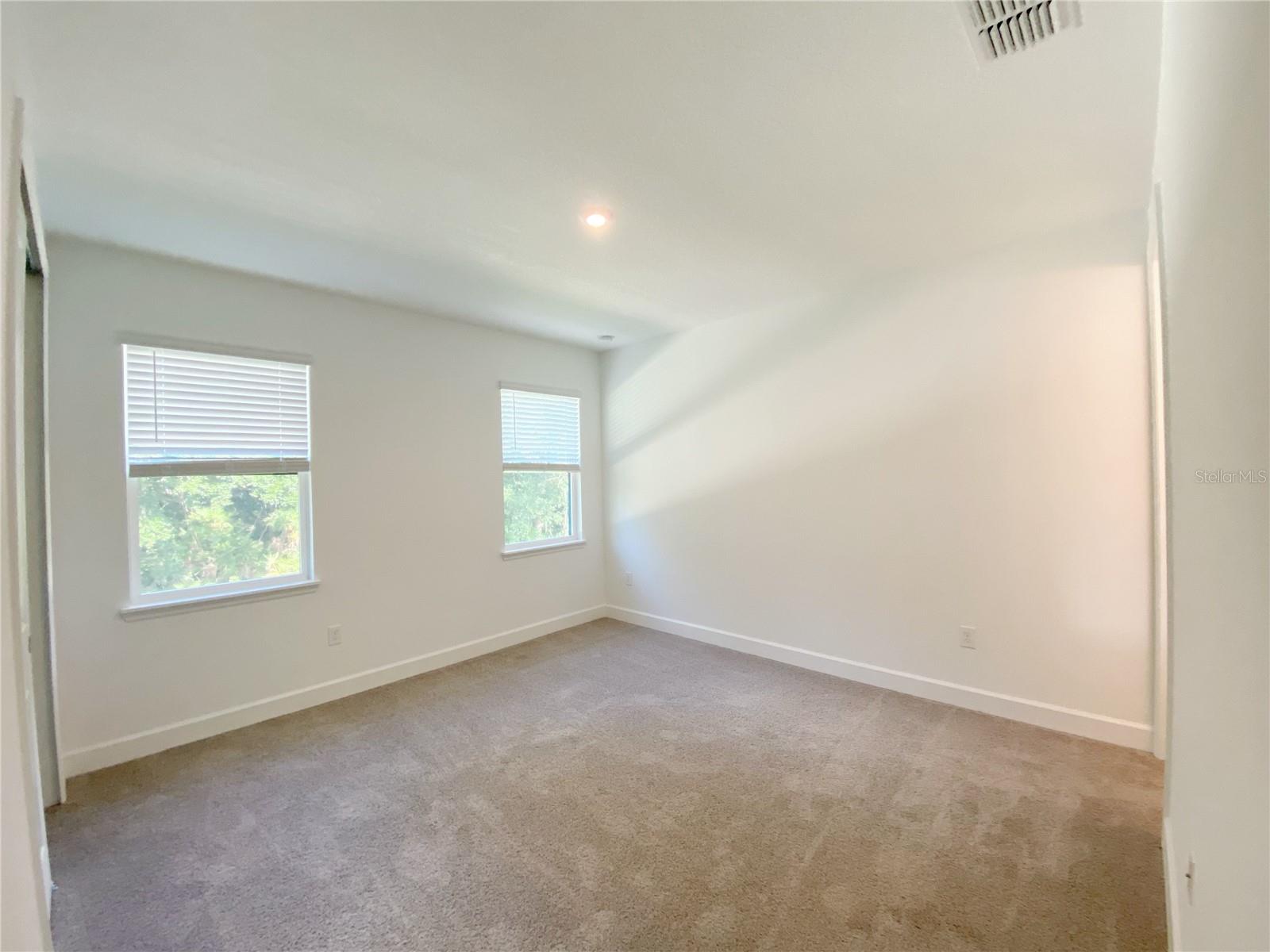 LANDINGS AT HAWKS CREST - Residential Lease