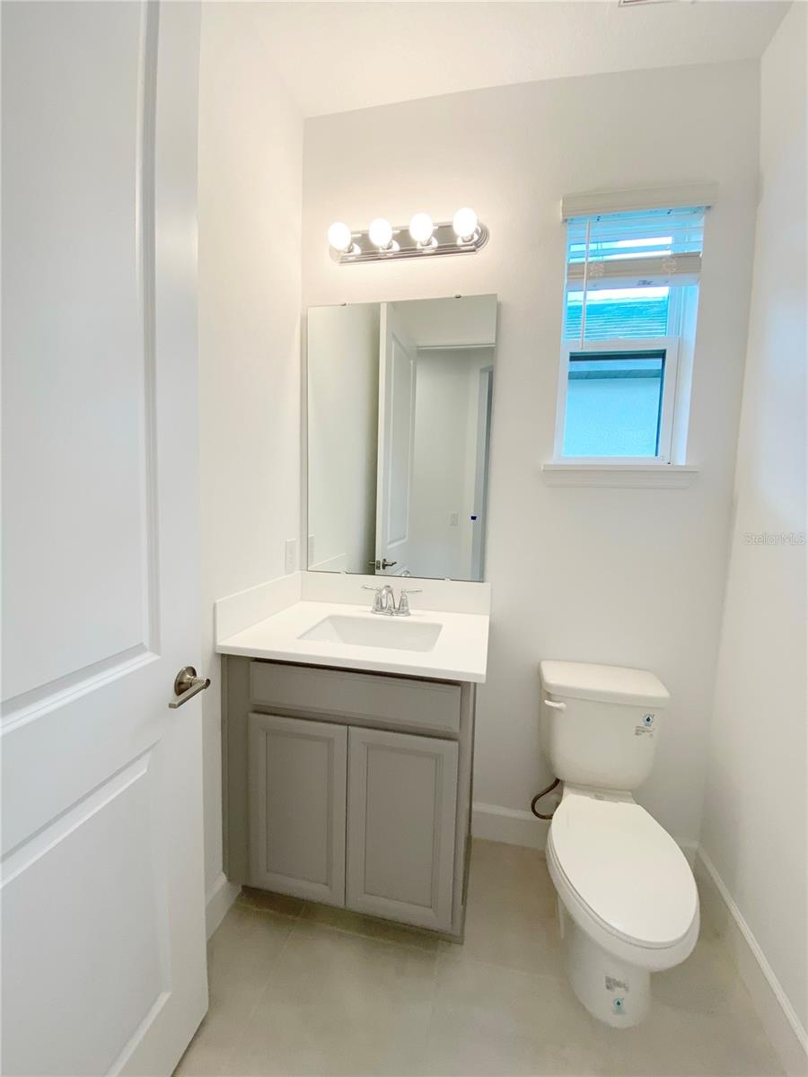 LANDINGS AT HAWKS CREST - Residential Lease