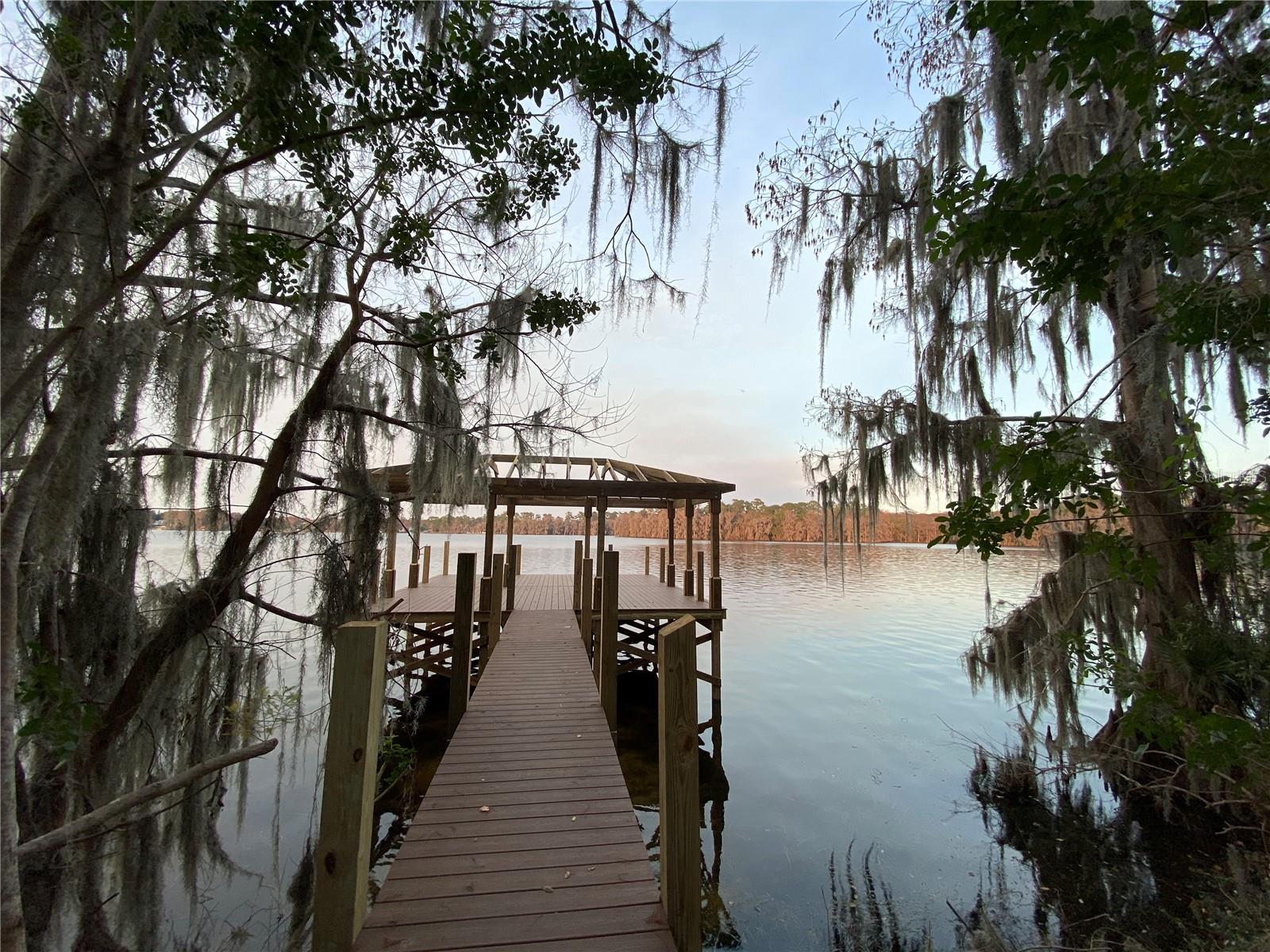 LANDINGS AT HAWKS CREST - Residential Lease