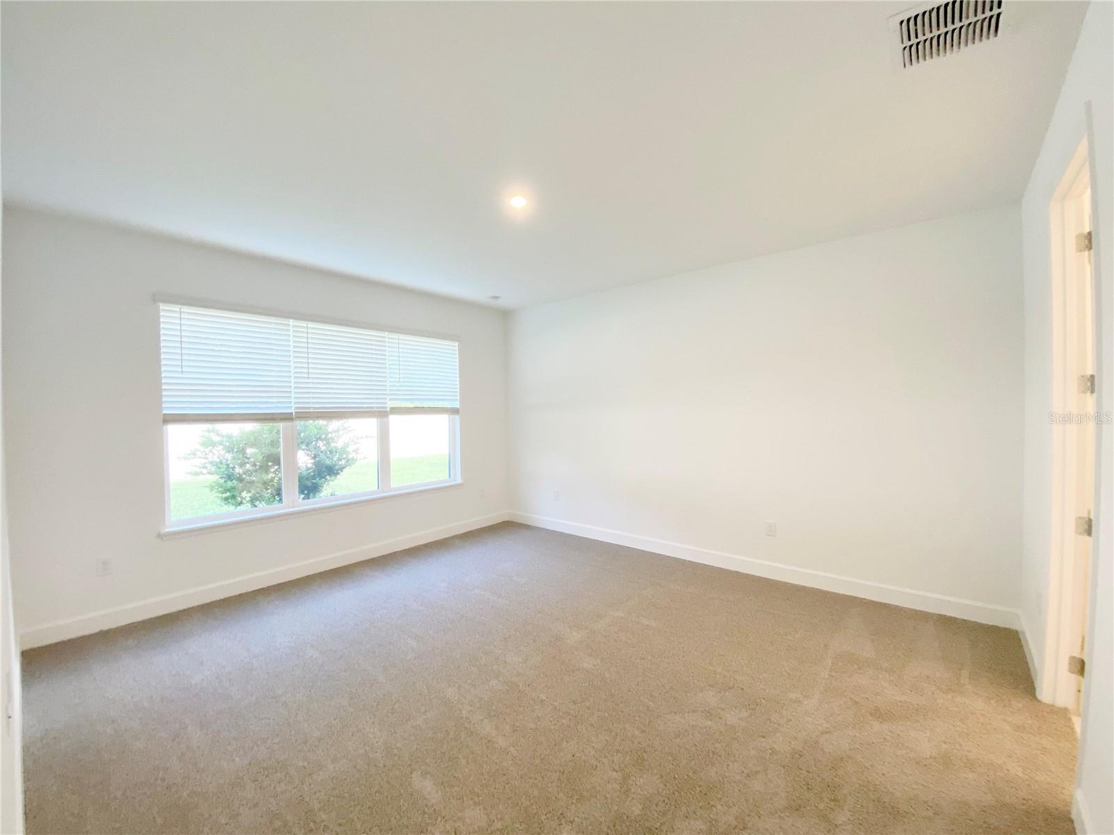 LANDINGS AT HAWKS CREST - Residential Lease