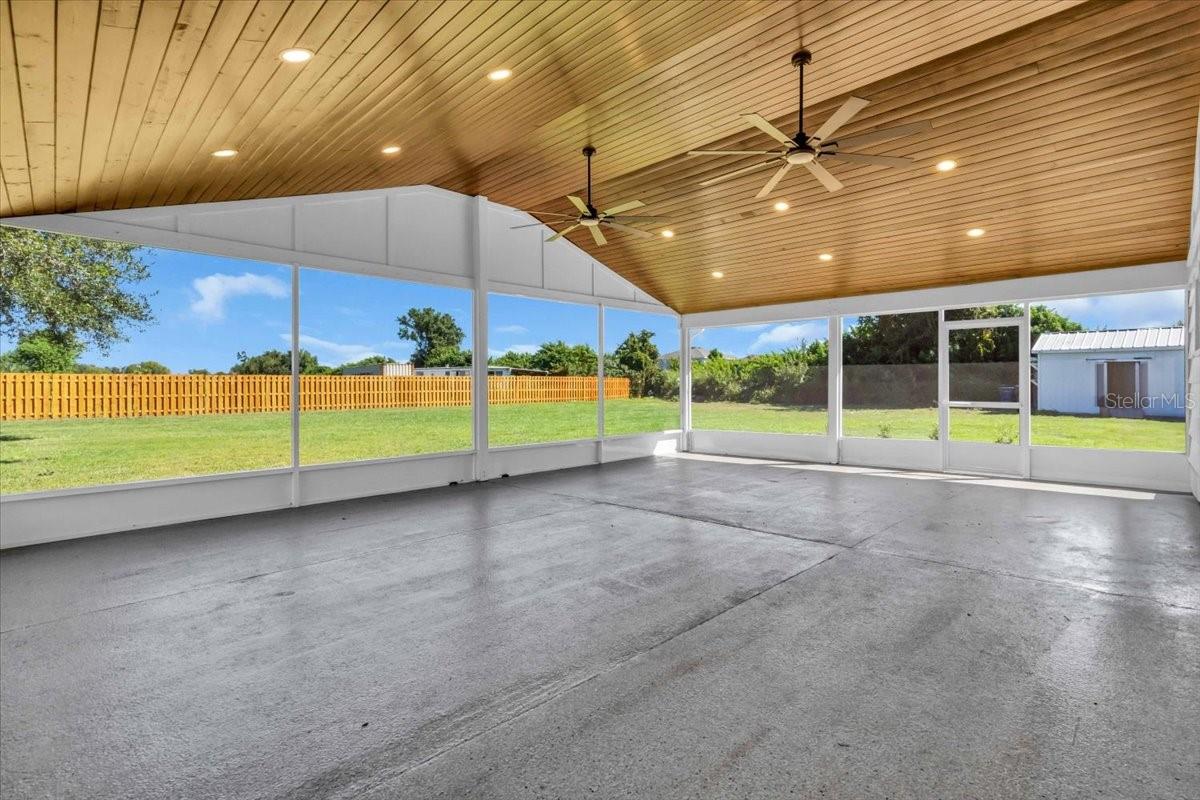 ACREAGE - Residential