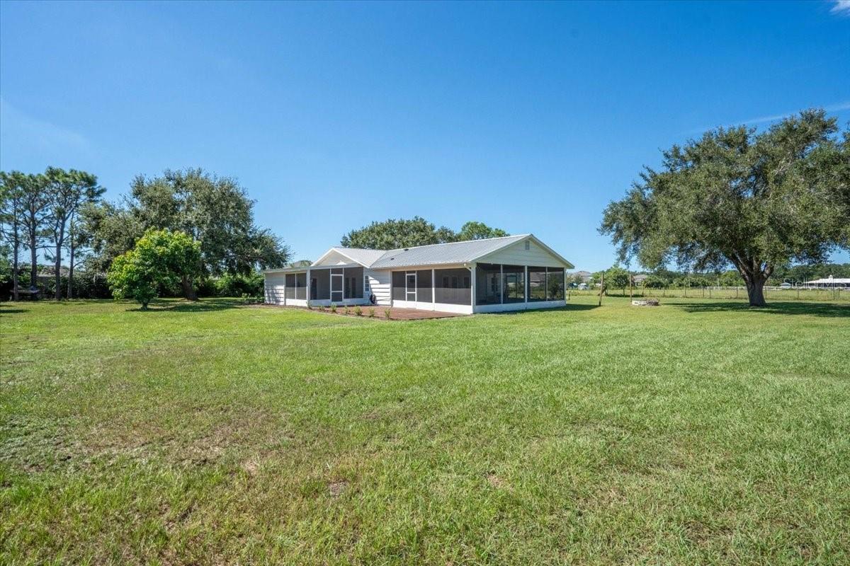 ACREAGE - Residential