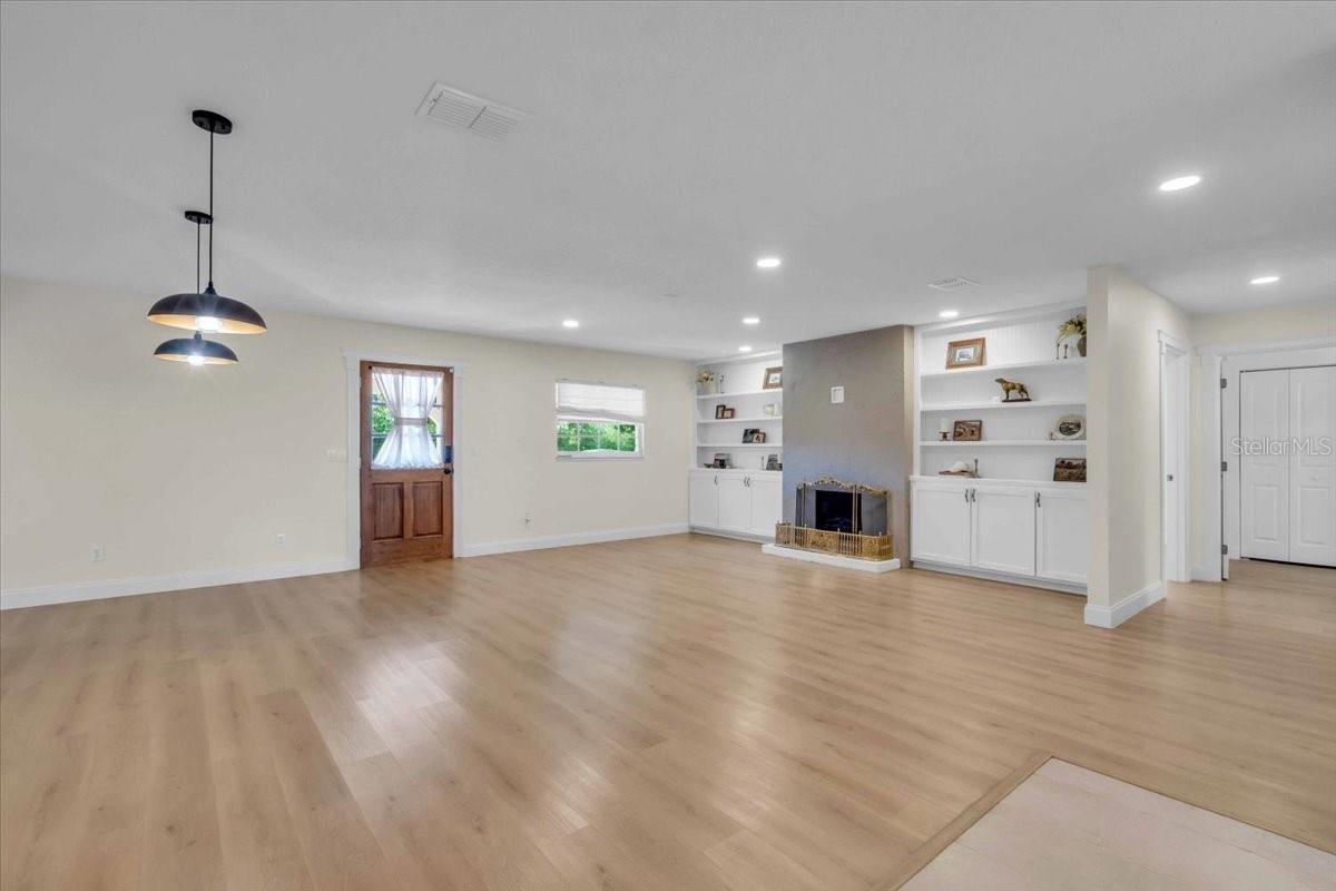 ACREAGE - Residential