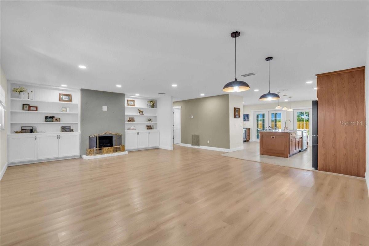 ACREAGE - Residential