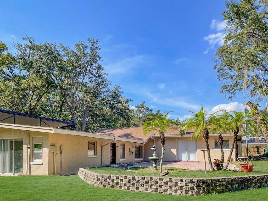 Photo of 530 Webster Street, Lake Mary, FL 32746 (MLS # O6385975)