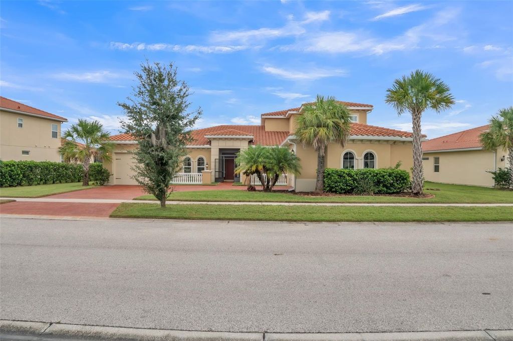 Photo of 1081 Windlass Court, Kissimmee, FL 34746 (MLS # O6391016)