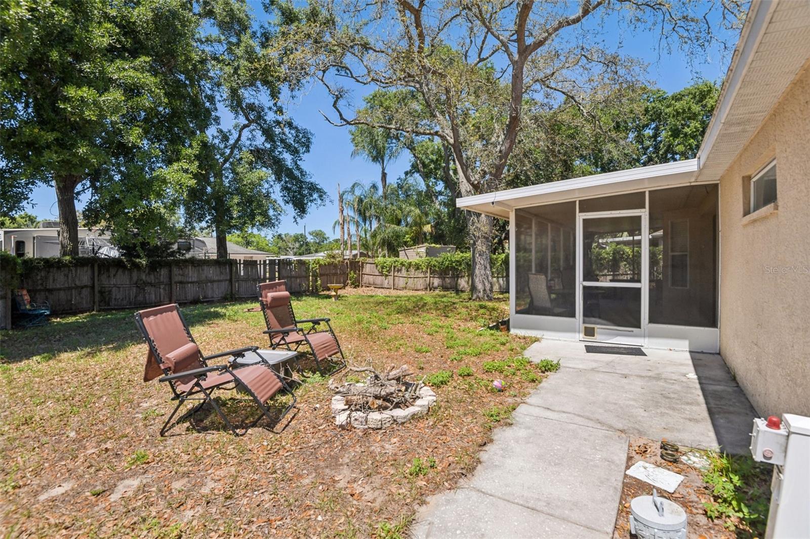 RICHEY LAKES - Residential