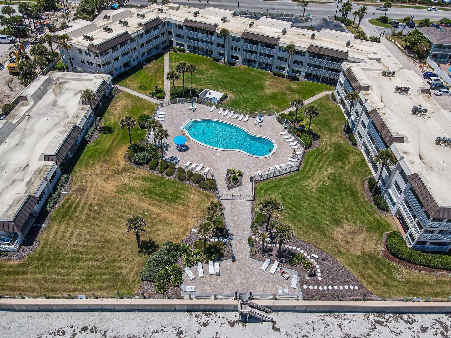 CHATEAU/SEA - Residential Lease