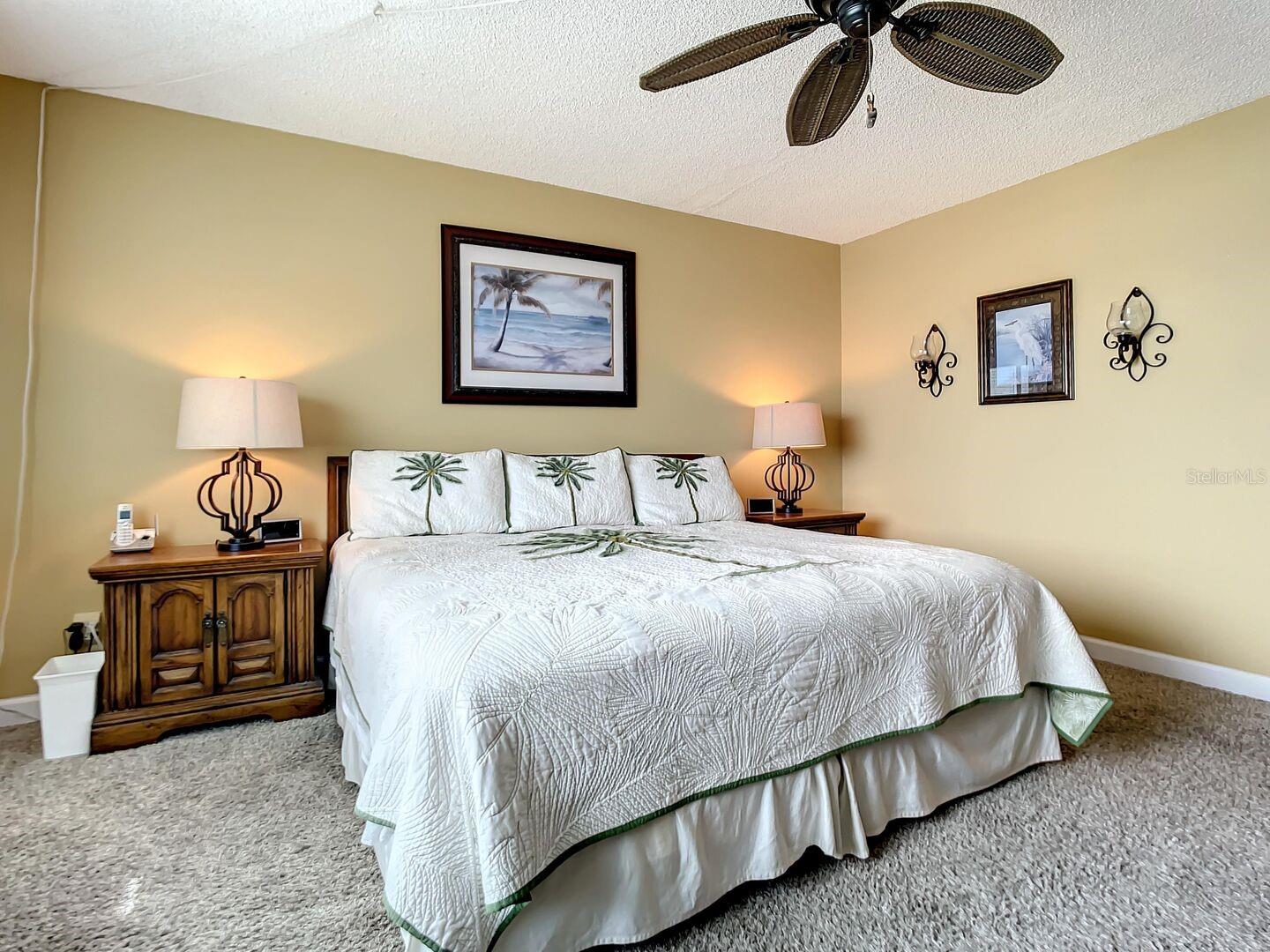 CHATEAU/SEA - Residential Lease