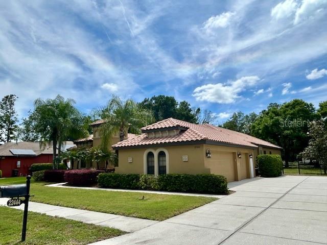 OAK VILLA - Residential