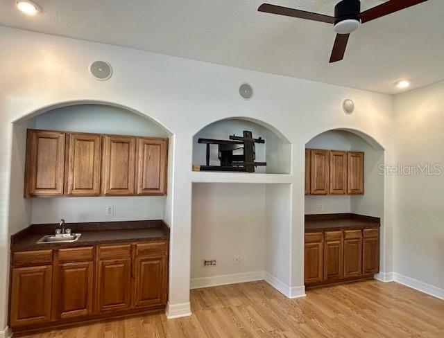 OAK VILLA - Residential